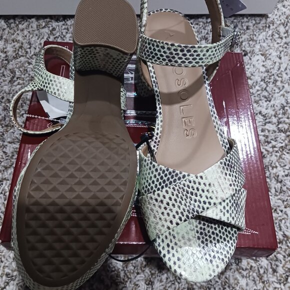 Green snake print sandals - Picture 3 of 3